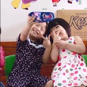 Meet your Posher, Lau